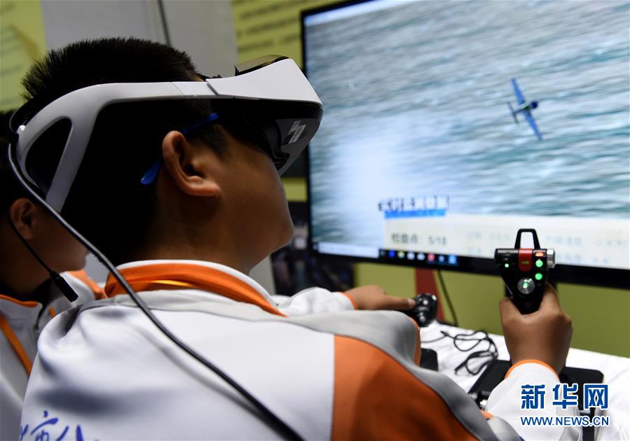 (习近平的小康故事·图文互动)(5)“文明其精神,野蛮其体魄”——习近平同少年儿童的故事