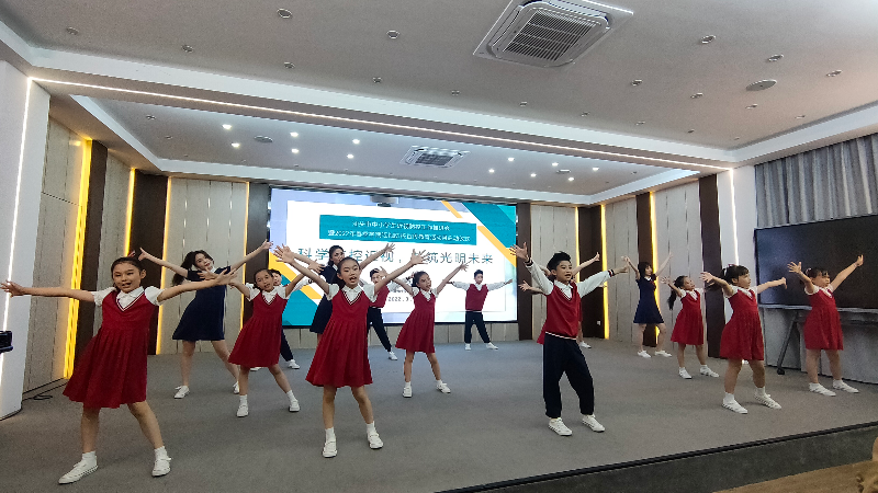 2 与3并排 稍微小些.jpg