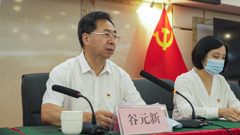 图4-重温入党誓词 牢记初心使命 推动财政事业持续健康发展.jpg