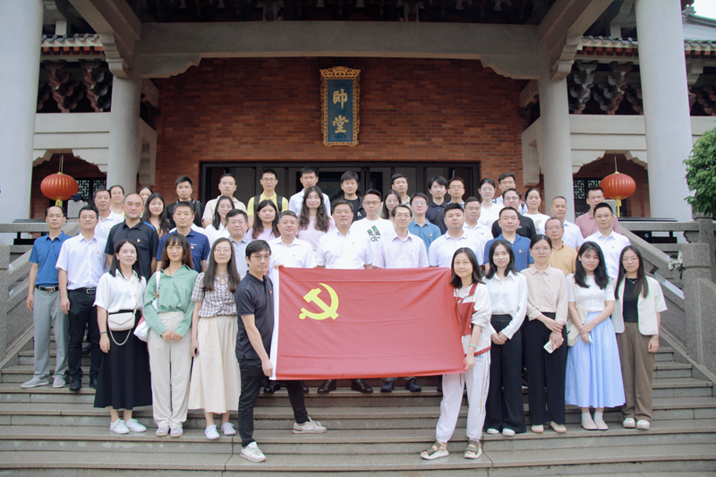 追寻红色足迹，传承革命精神