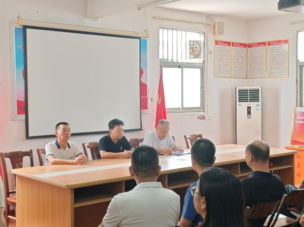 正文1_9号 ”五联五促“助力”百千万工程“——潮阳分局党支部到关埠镇河腰村开展”双报告双服务“活动.docx_4