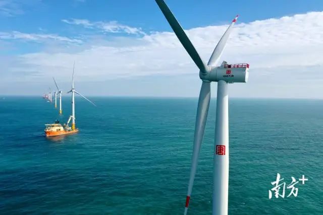 位于南澳海域的大唐南澳勒门I海上风电项目是汕头首个海上风电项目,2023年发电突破8.2亿度。 图片