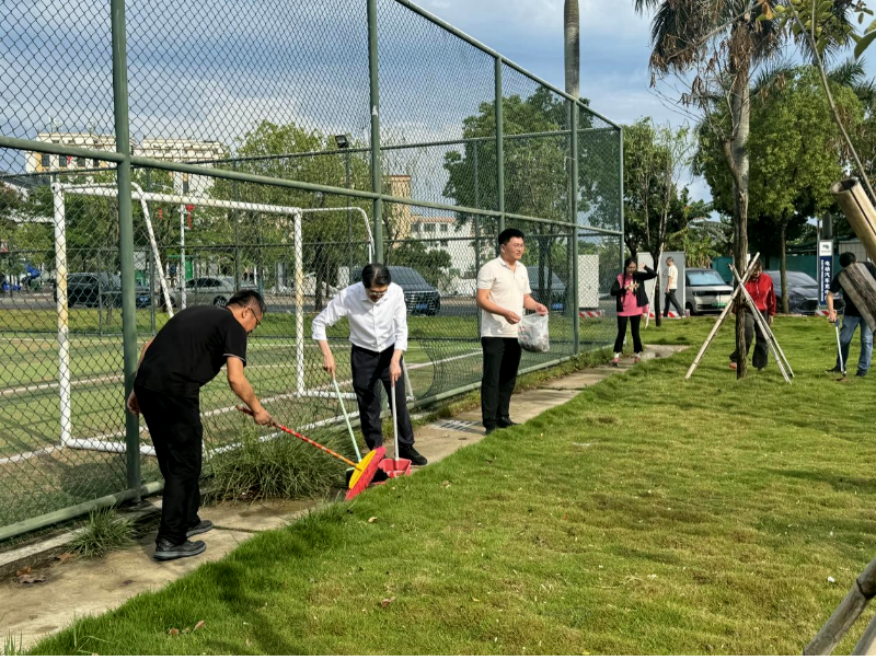 党建引领聚合力 三措并举治环境