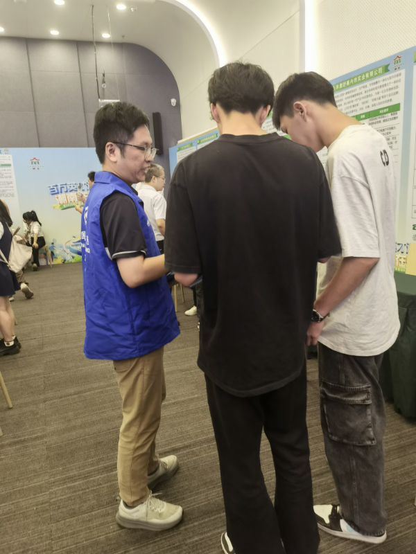 活动照片 (2).jpg