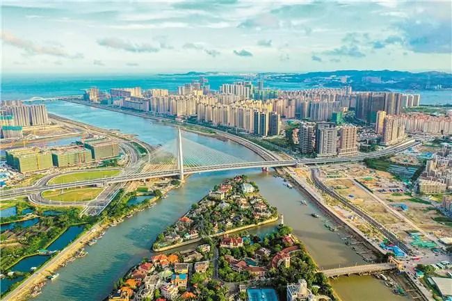 市委书记温湛滨发表署名文章：在新时代经济特区建设中书写中国式现代化汕头答卷